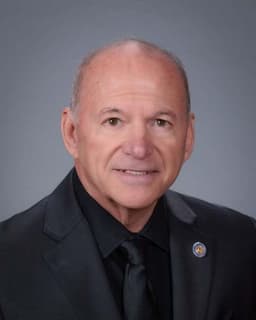 Mike Holcomb