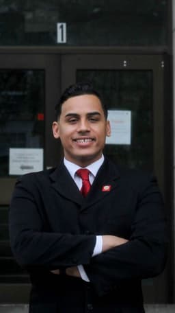 Manny Cruz